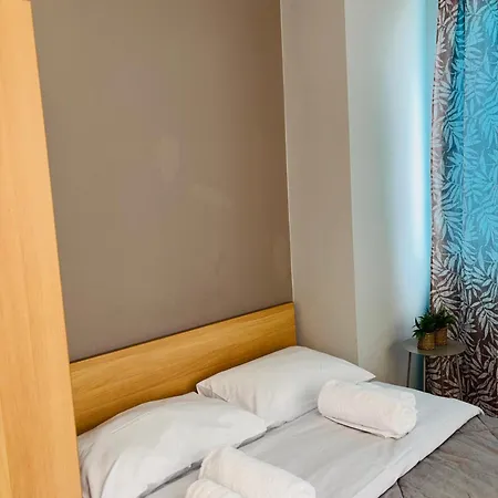 Downtown Studio Of 5 Serrai